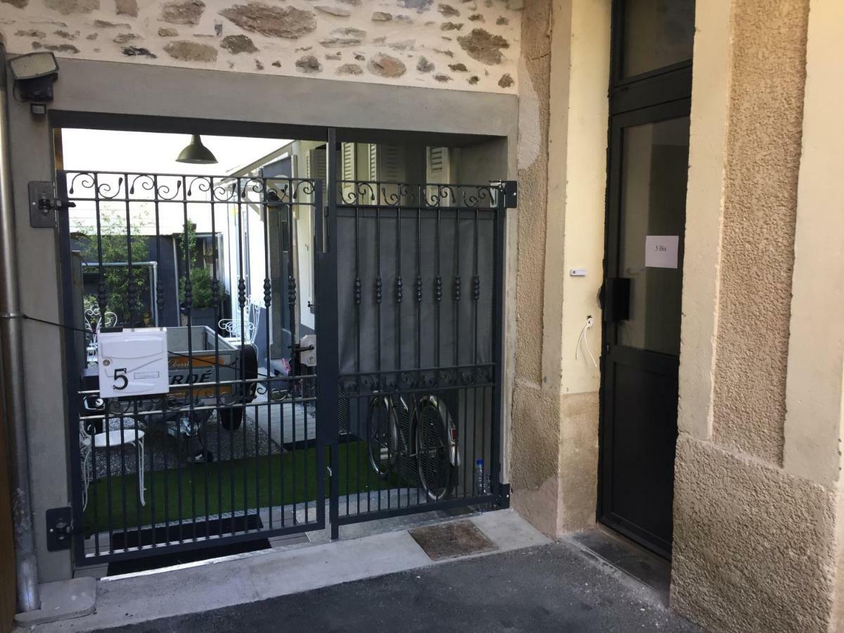 Les Meubles De Luchon - La Perle Bleue - Centre Luchon, Beau T2, 2 A 4 Personnes, Wifi Apartment Bagneres-de-Luchon