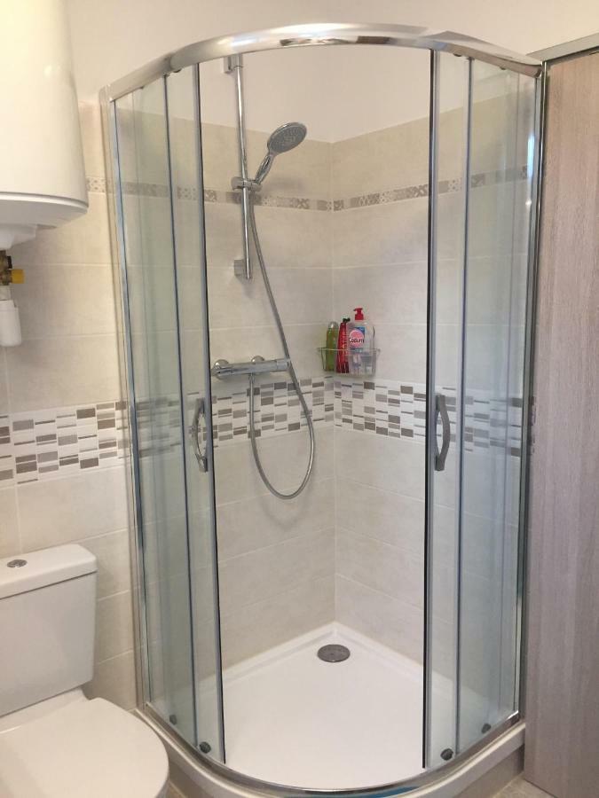 Apartment Les Meubles De Luchon - La Perle Bleue - Centre Luchon, Beau T2, 2 A 4 Personnes, Wifi