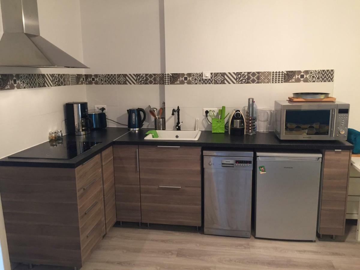 Les Meubles De Luchon - La Perle Bleue - Centre Luchon, Beau T2, 2 A 4 Personnes, Wifi Bagneres-de-Luchon